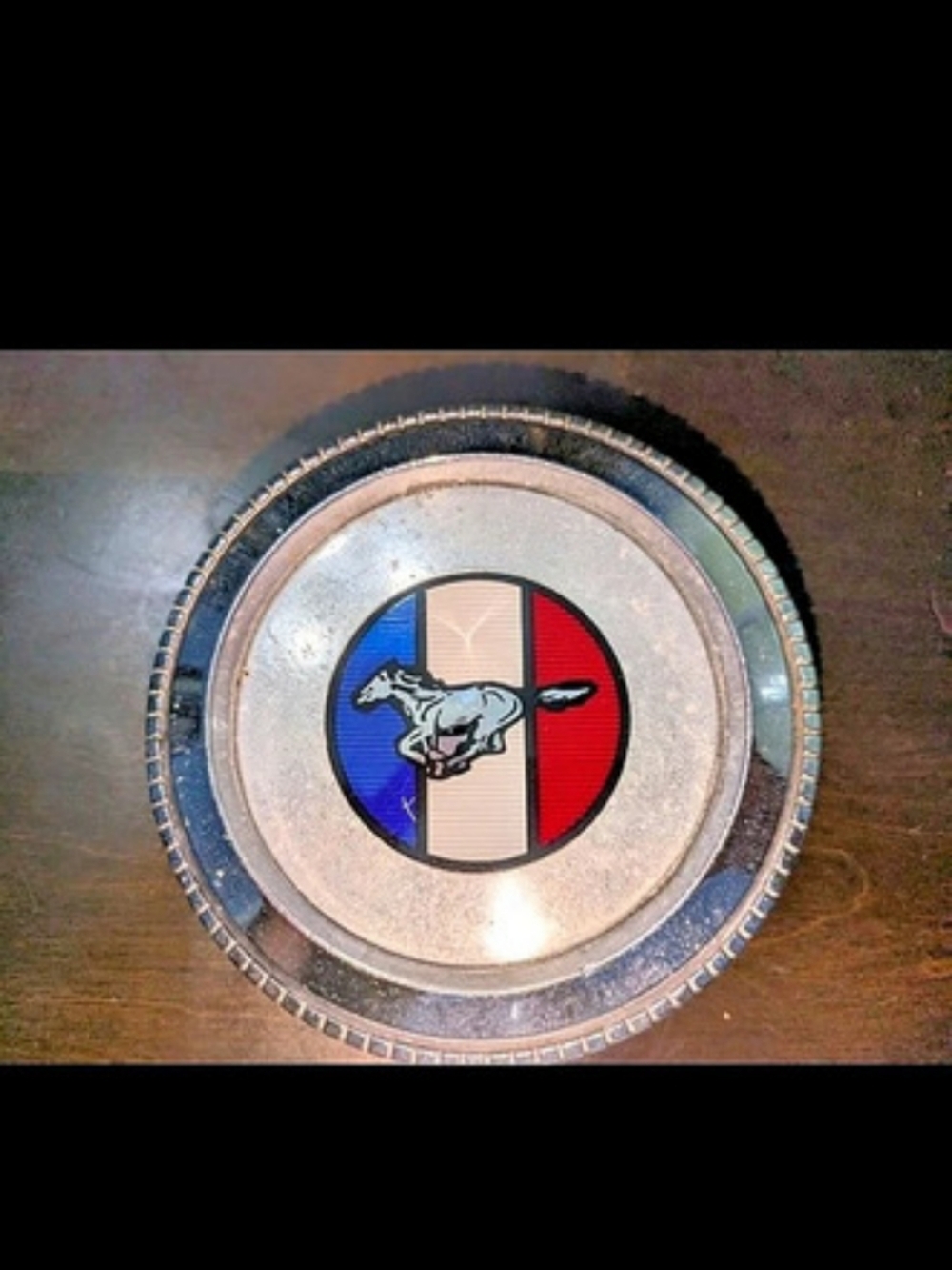 Ford 1965-1966 Mustang Deluxe Woodgrain Steering Wheel Horn Button Center Cap